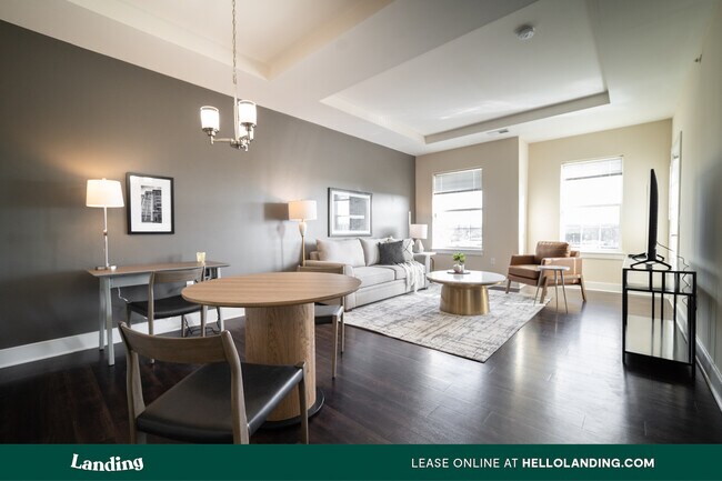Foto del edificio - 1 Park Ln Blvd