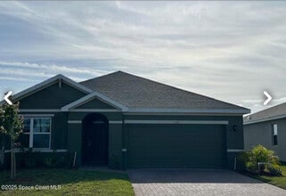 Building Photo - 1173 Dunes Ave