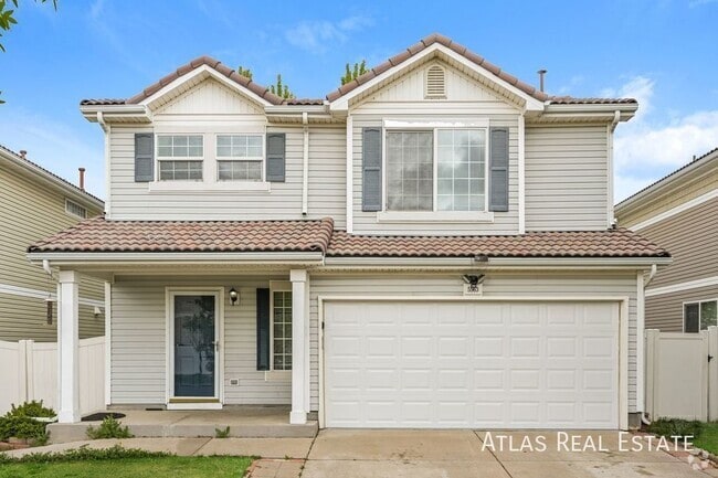 Building Photo - 5563 N Ensenada St
