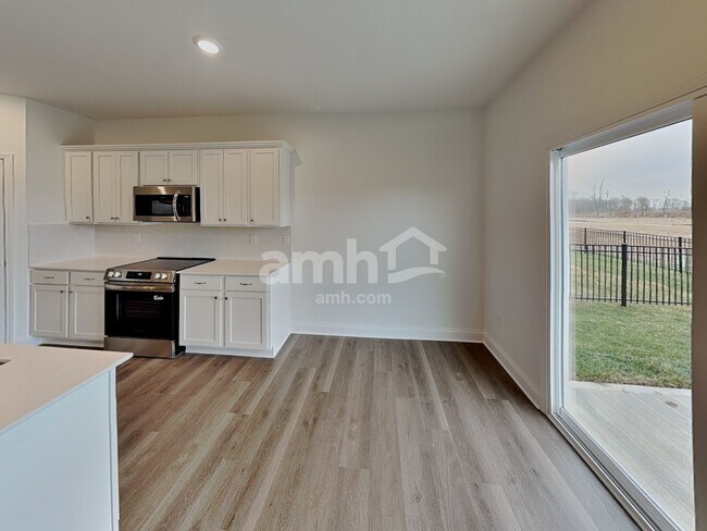 Foto del edificio - 9034 Henley Ave