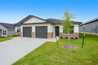 Building Photo - 1230 Concord Dr