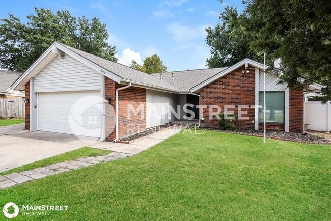 Building Photo - 3104 Greenwood Ct