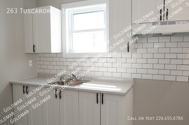 Building Photo - ALL INCLUSIVE newly renovated 1 bedroom
