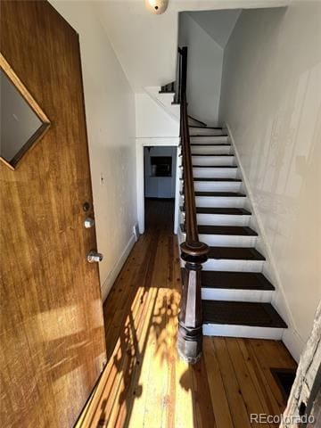 Building Photo - 677 Galapago St