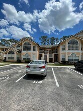 Building Photo - 2010 Royal Bay Blvd