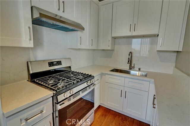 Foto del edificio - 360 W Ocean Blvd