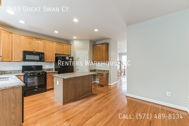 Building Photo - 7589 Great Swan Ct