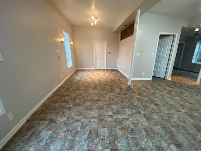 Building Photo - 50 West Wiley Street