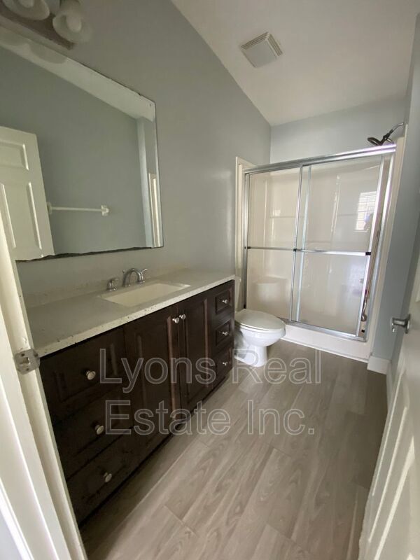 Foto del edificio - 5527 Judith Rd