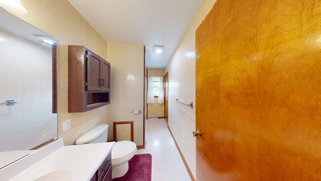 Building Photo - 3 bedroom ranch in Ontario