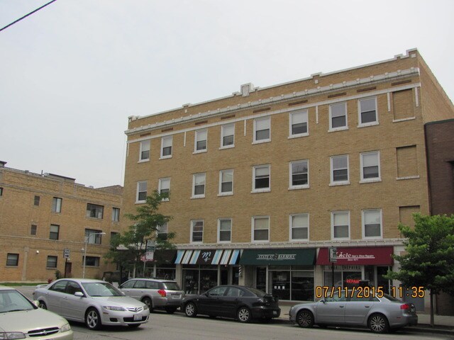 Primary Photo - 1347 W Eddy St