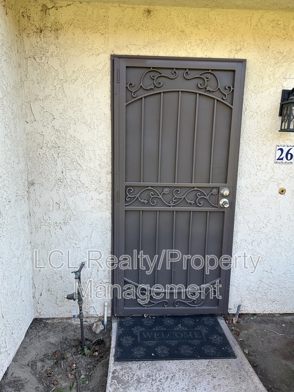 Foto del edificio - 1077 S Santo Antonio Dr