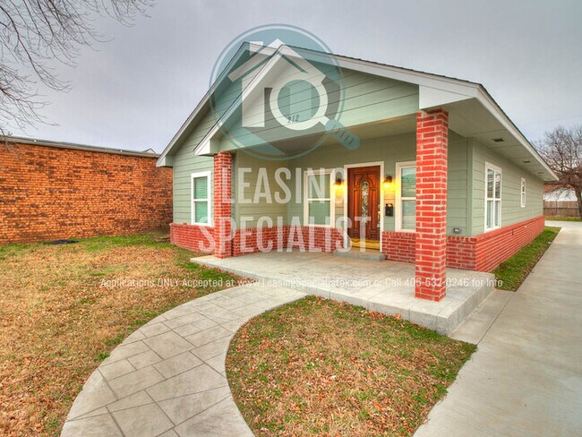 Foto del edificio - Central Norman 4 Bed 3 Bath House PRE-LEAS...