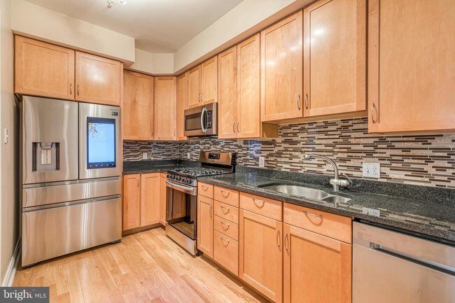 Foto del edificio - 249-251 N 2nd St