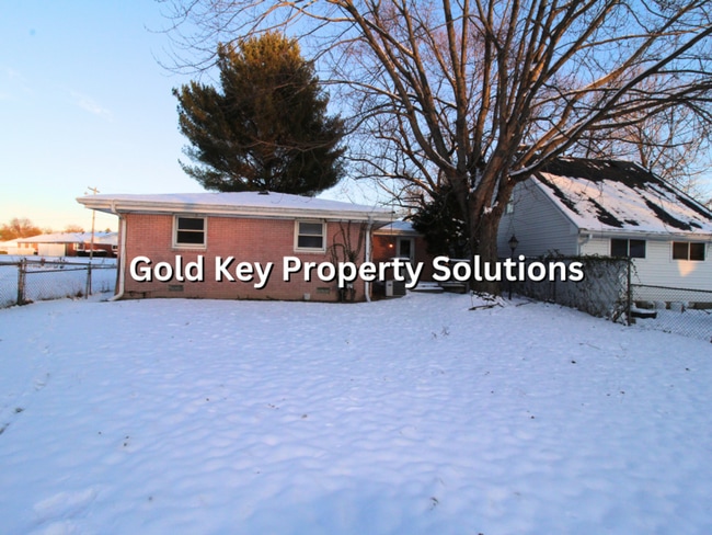 Building Photo - Roomy 4 BR 1 BA House with Back Deck and Shed SECTION 8 APPROVED