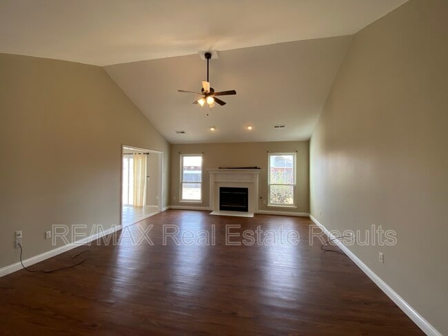 Photo - 1601 S 24th Pl House