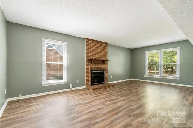 Building Photo - 11610 Charnwood Ct