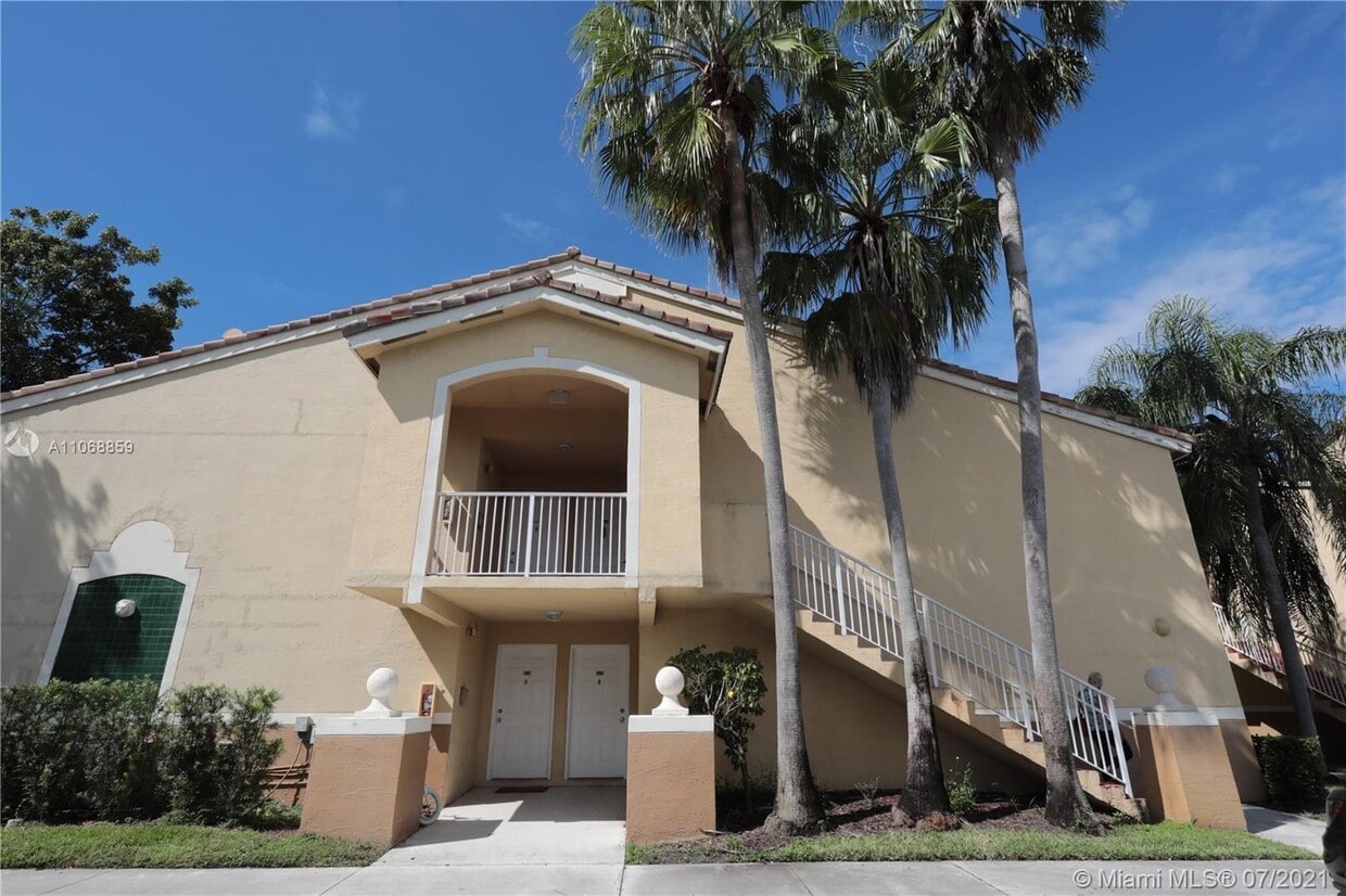 2640 S University Dr Unit 202, Davie, FL 33328 - Condo for Rent in - 5917 S University Dr Davie Fl 33328