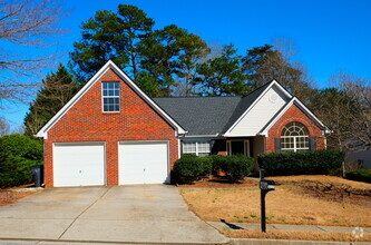 Building Photo - 3770 Crescent Walk Ln NE