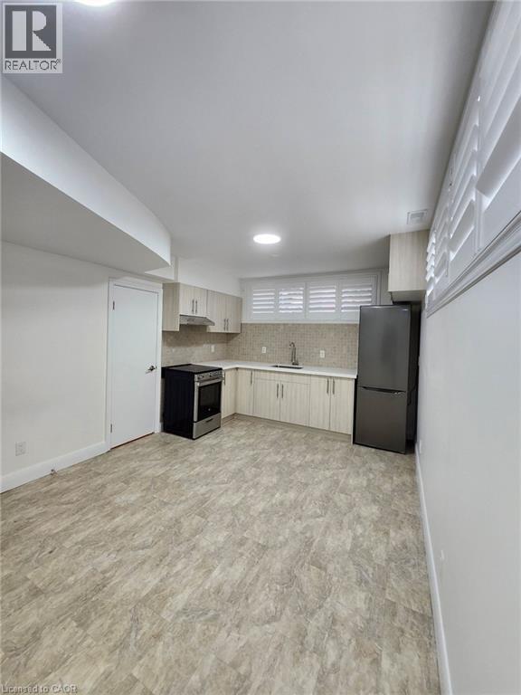 Building Photo - 109 Bruce St