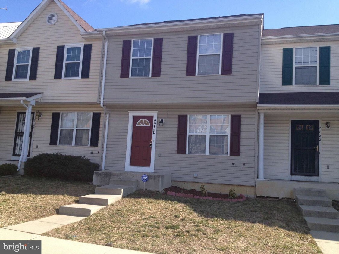Foto principal - 2720 Sweetwater Ct