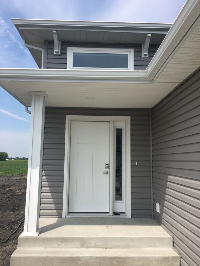 Building Photo - 5242 10th St W