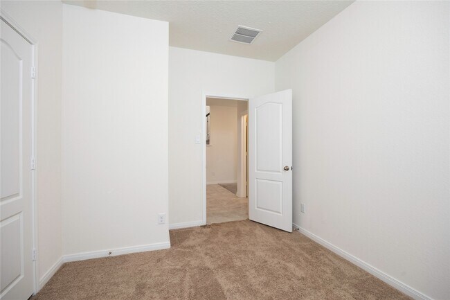 Foto del edificio - 6021 Diamond Sky Ln