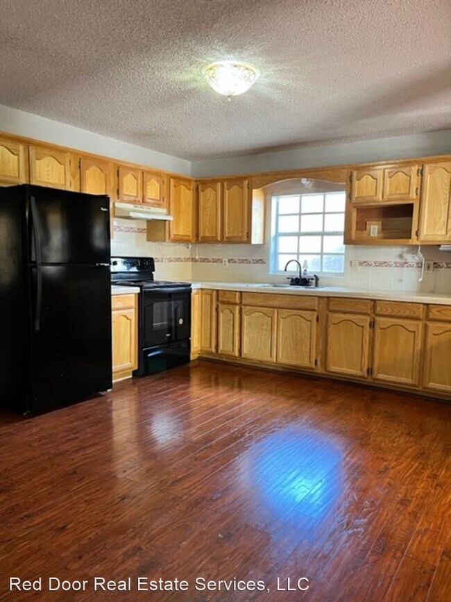 Foto del edificio - 3 br, 2 bath House - 983 Washington Ave