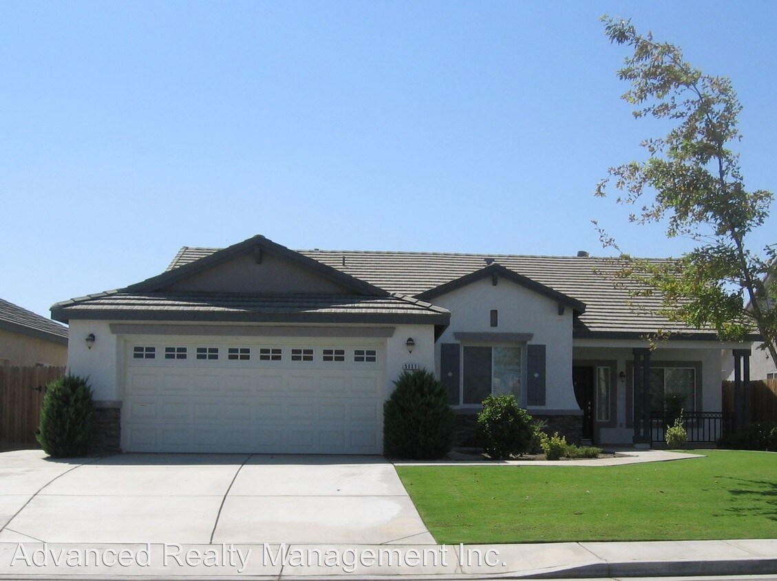 Primary Photo - 5111 Vista del Mar Ave