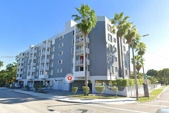 Building Photo - 1010 NW 11th St