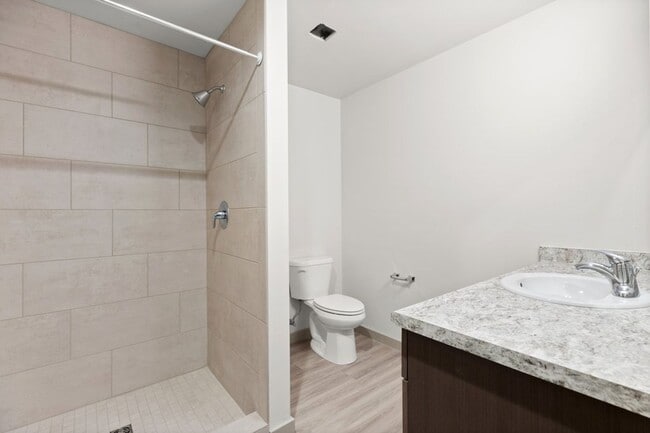 Building Photo - Modern Studio Apartment in Midtown Billings