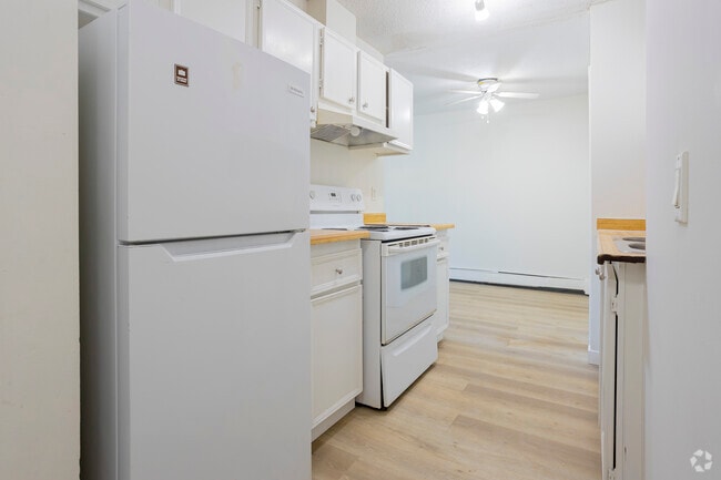 1BR, 1BA - 550SF - Windsor Green Apartments