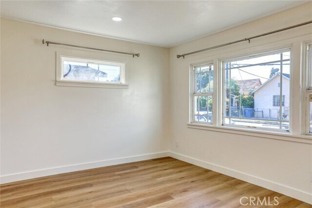 Foto del edificio - 950 E 48th St