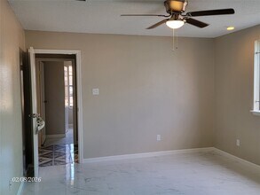 Building Photo - 11654 Woodbuck Trail