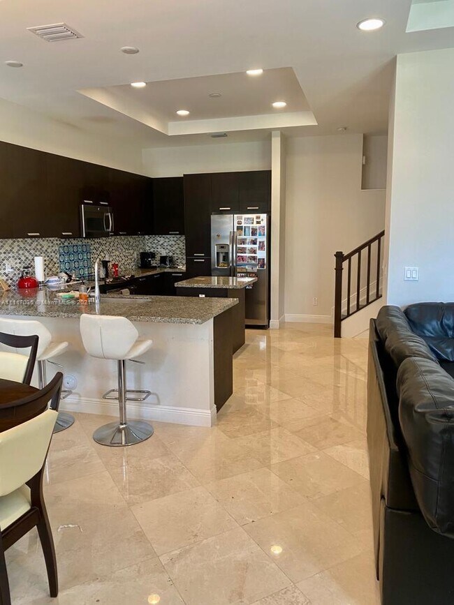 Foto del edificio - 8469 NW 51st Terrace