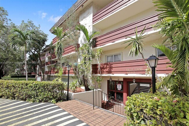 Building Photo - 1205 Mariposa Ave