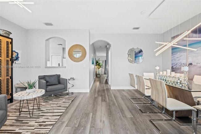Foto del edificio - 10541 NW 56th Pl