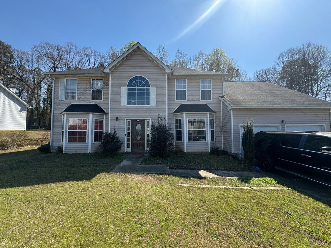 Photo - 3415 Riverview Chase Way (Ellenwood, GA)
