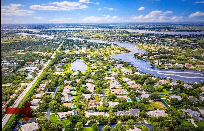 Foto del edificio - 18265 SE Ridgeview Dr