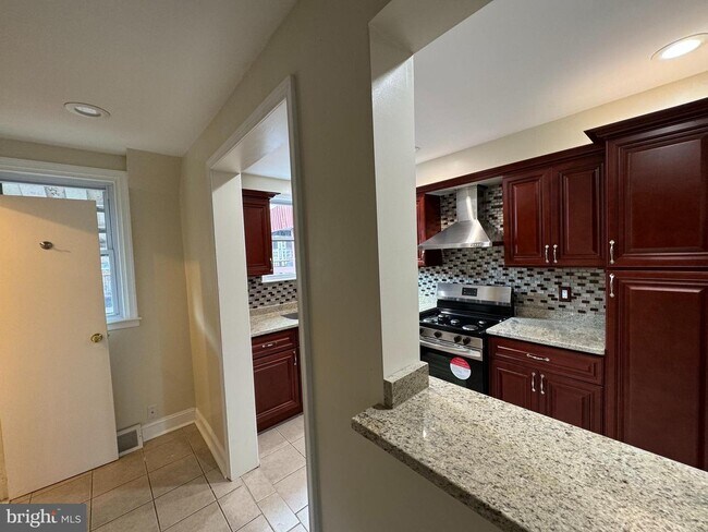 Foto del edificio - 4560 Tampa St