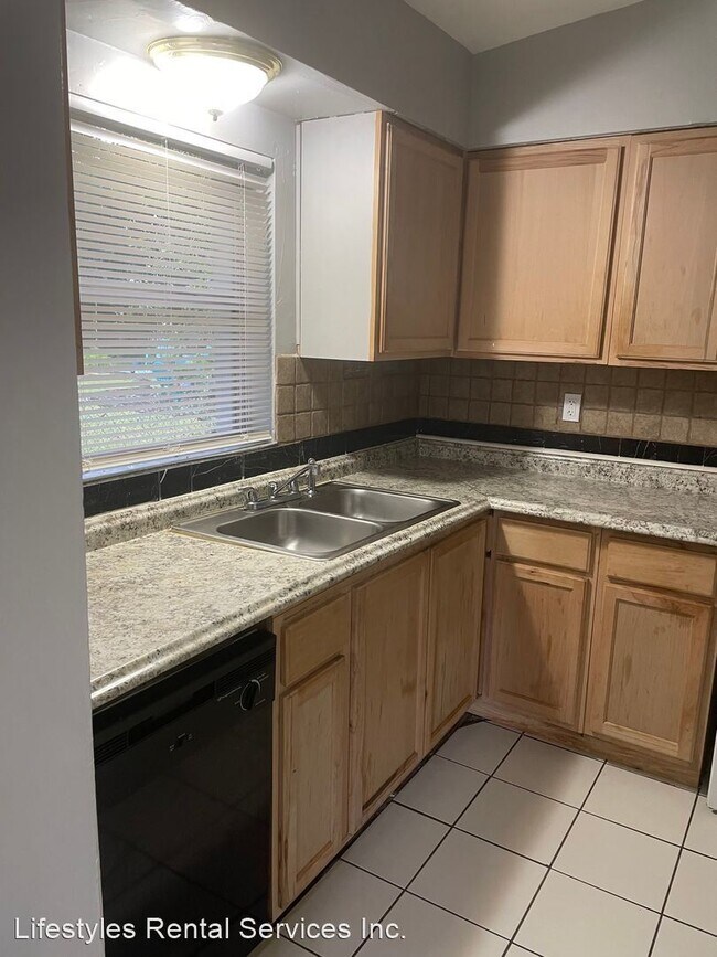 Building Photo - 3 br, 2 bath House - 6503 Solandra Dr
