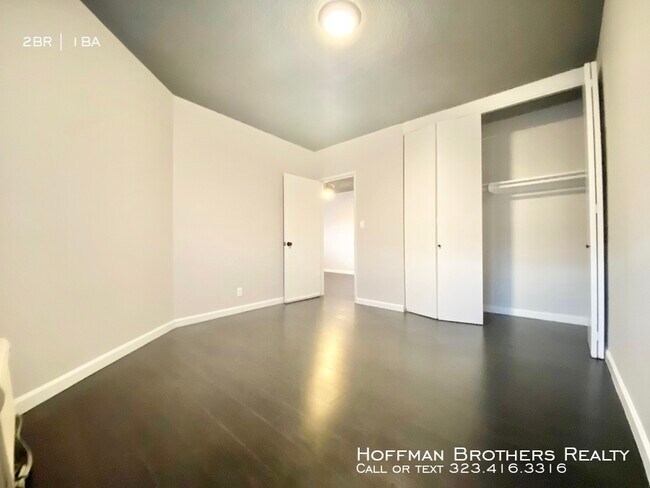 Building Photo - Dream Lofts