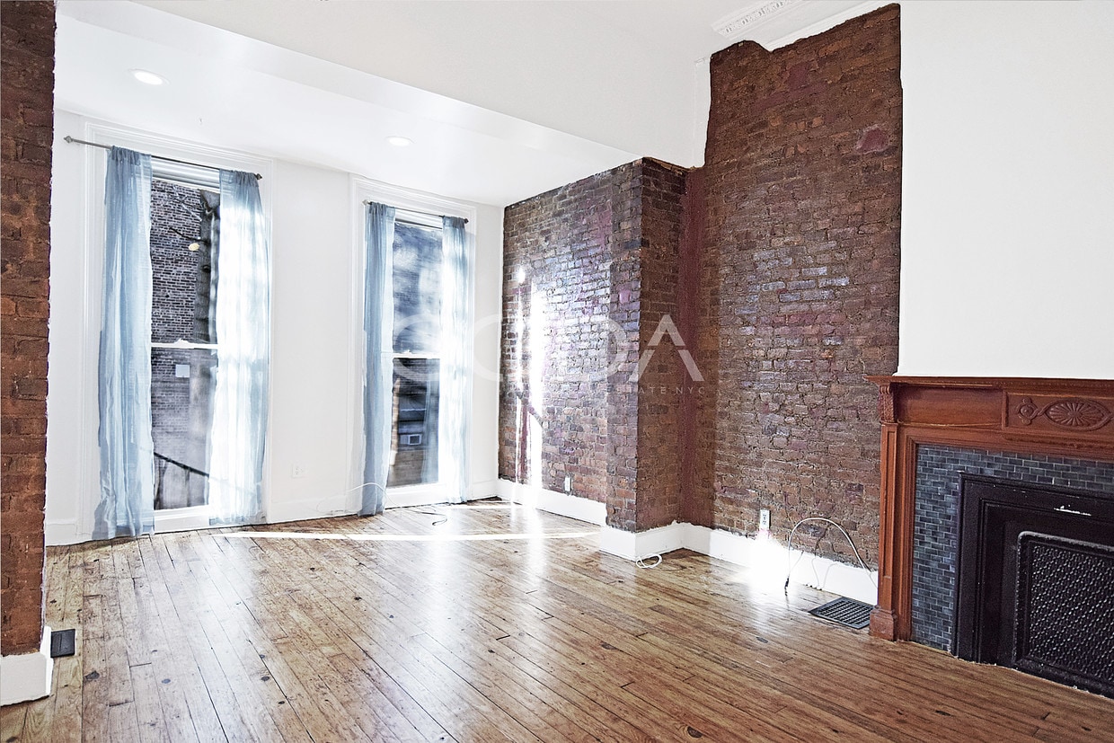 310 Clermont Ave Unit PR, Brooklyn, NY 11205 Condo for Rent in