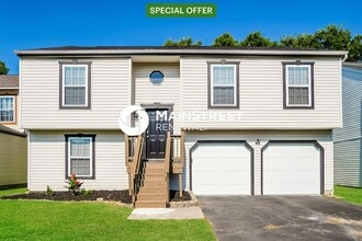 Building Photo - 3253 St Bernard Cir