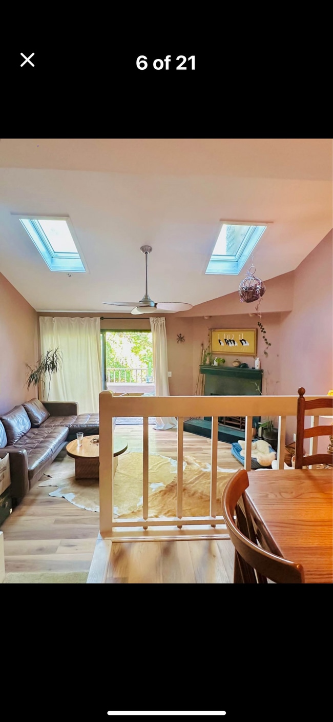 Foto del edificio - 217 Saint Luke Ct