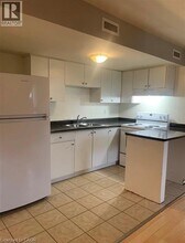 Building Photo - 81 Dundas St