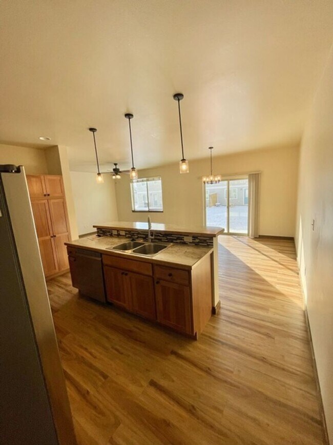 Foto del edificio - Townhouse - 3 Bedrooms 2 1/2 Bathrooms