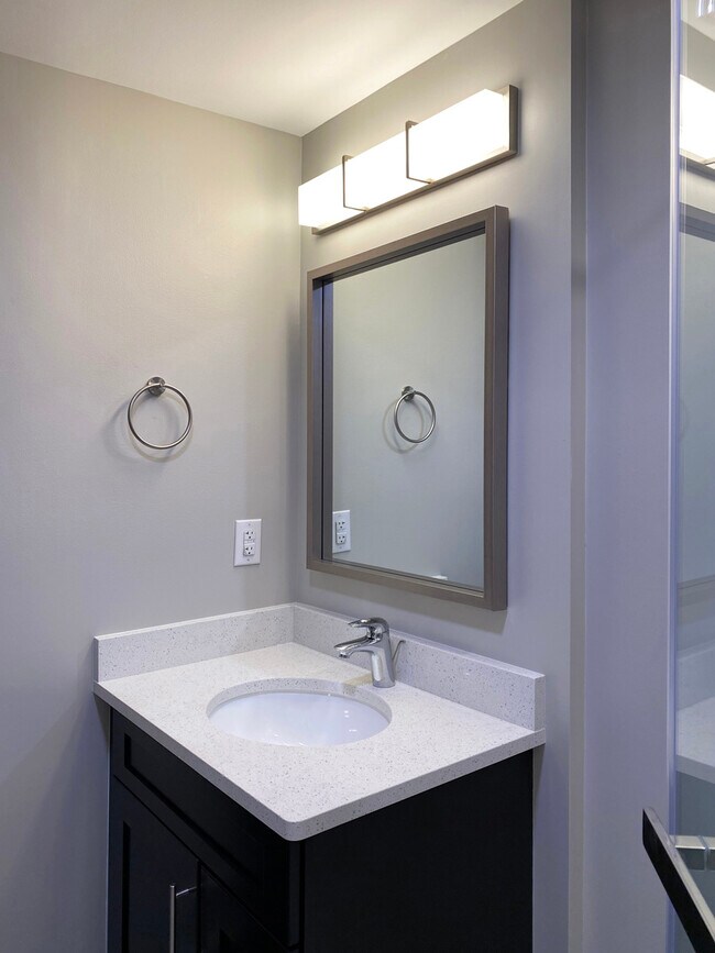Tin Top 1 - Bathroom - 2416 E Carson St