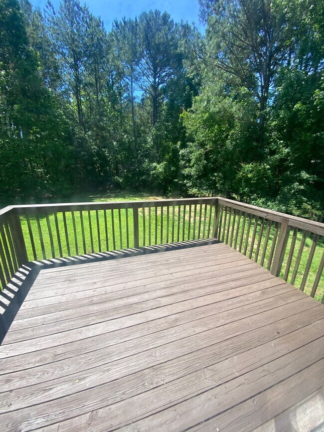 42 Lee Rd 2093, Valley, AL 36854 House Rental in Valley, AL