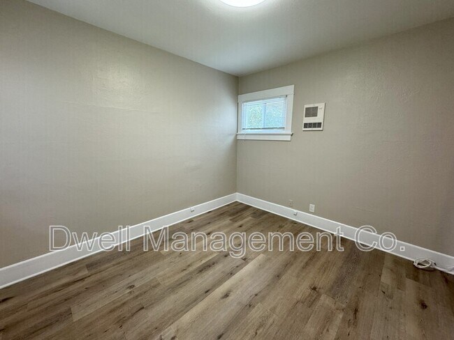 Foto del edificio - 3513 Park Blvd